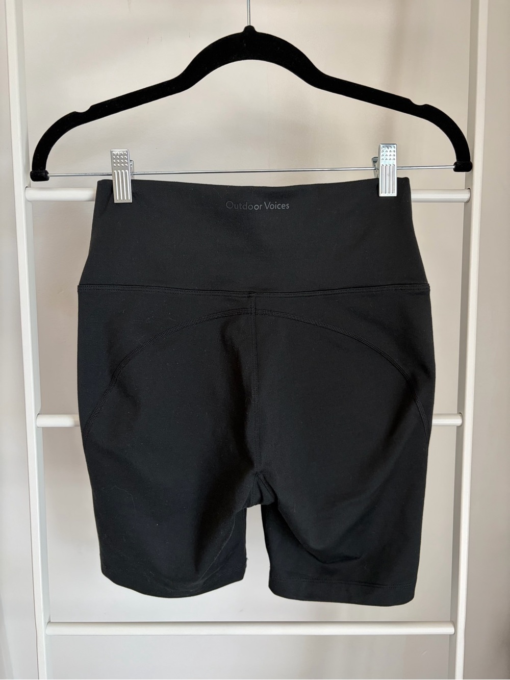 Outdoor Voices Women's Flow Freeform 7" Short Size Bike Gym Small S